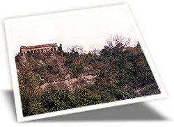 Kamlah Fort, Mandi Travel Packages, Mandi Holiday Vacations